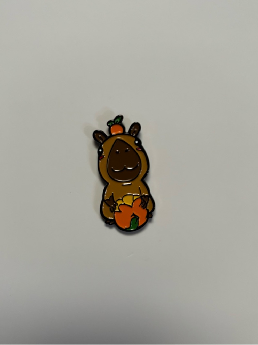 Capybara pin
